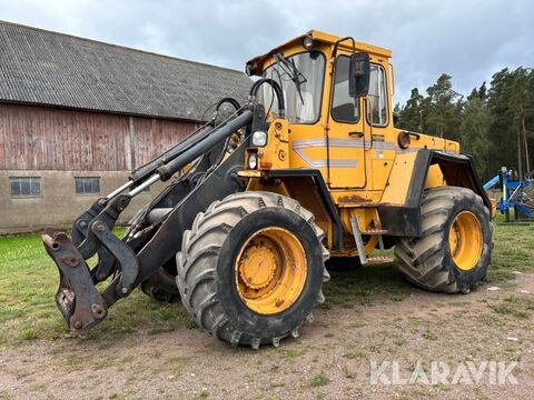 Volvo 4200 B