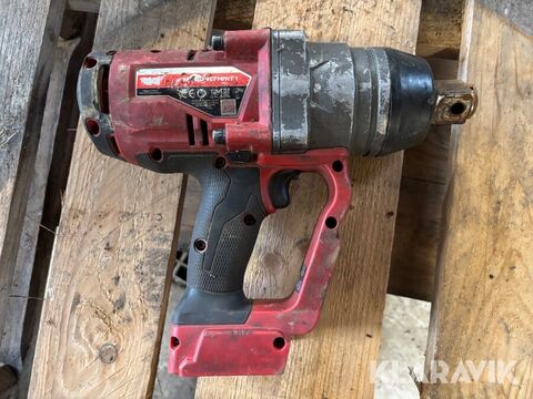 Milwaukee M18