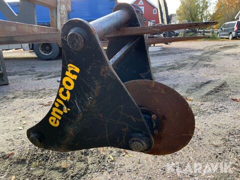 Asfaltskärare Engcon S70 2