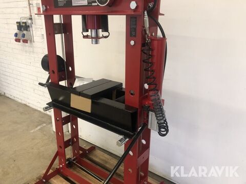 Redtool 50 ton 3