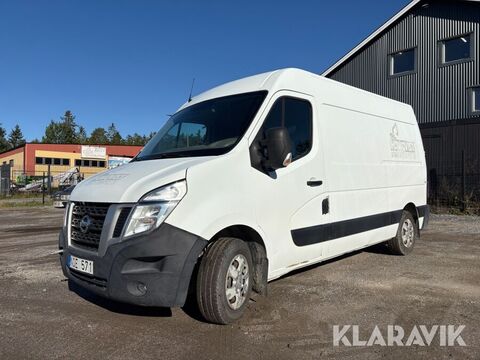 Nissan NV400