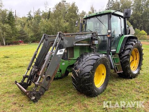 John Deere 6600