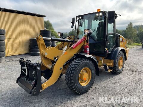Caterpillar 906