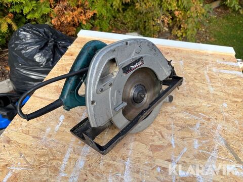 Makita 5704R