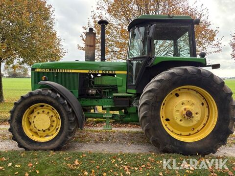 John Deere 4650 2