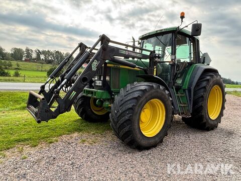 John Deere 6910