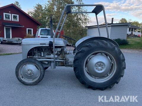 Ferguson Grålle 2