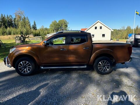 Nissan Navara 2