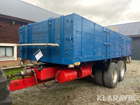 Sonstige Spannmålsvagn med kran Hiab 11 m3