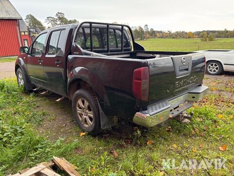 Nissan Navara 2