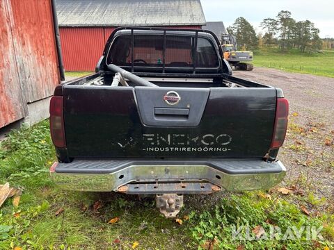 Nissan Navara 3