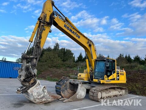 Komatsu PC240LC-11