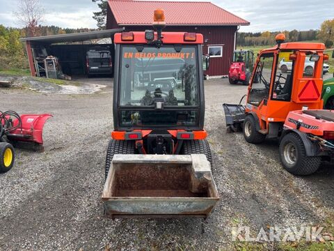 Kubota B2100 3