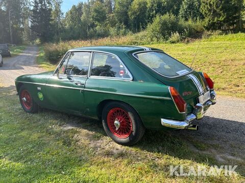 MGB 1800 GT 3