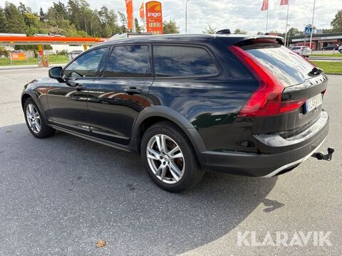 Volvo V90 Cross Country 3