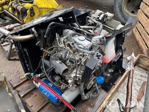 Motor Kubota 3-cylindrig 3