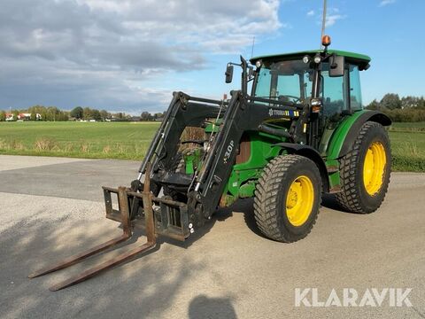 John Deere 5720