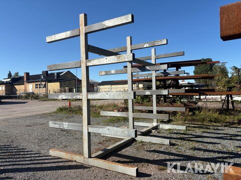 Materialställage 3