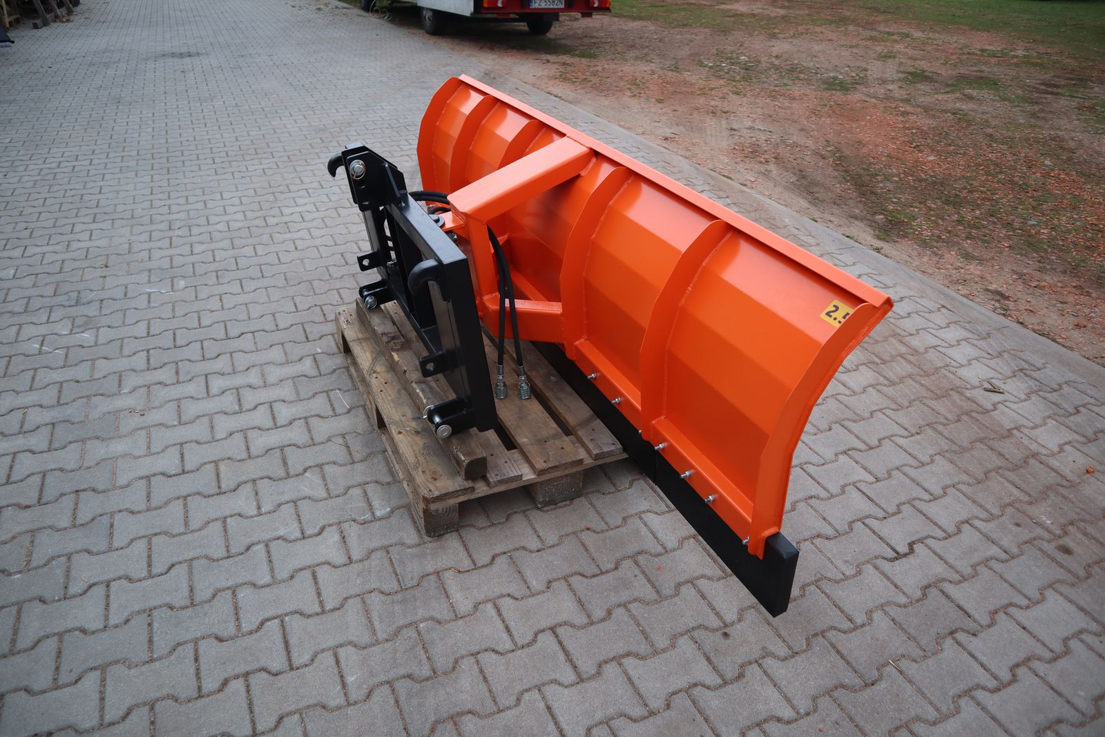 Schneepflug Euro, Dreipunkt Aufnahme 3