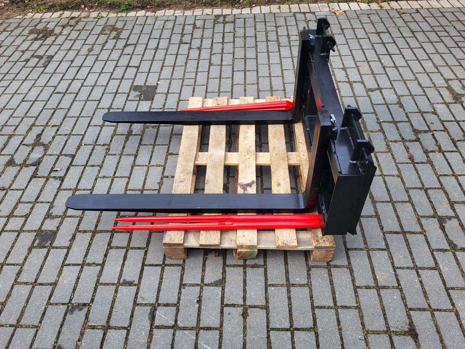 Palettengabel mit Bobcat-Aufnahme 2