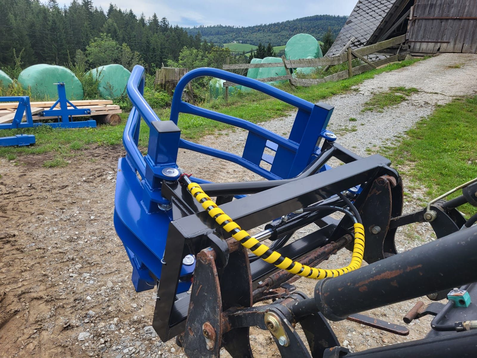 Ballengreifer Ballenzange Aufnahme Euro 1