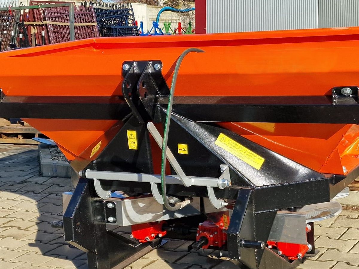 ZWEISCHEIBEN-DÜNGERSTREUER 600l-1200l 3
