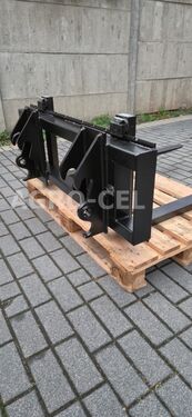 Sonstige Palletengabel mit Gehl Aufnahme