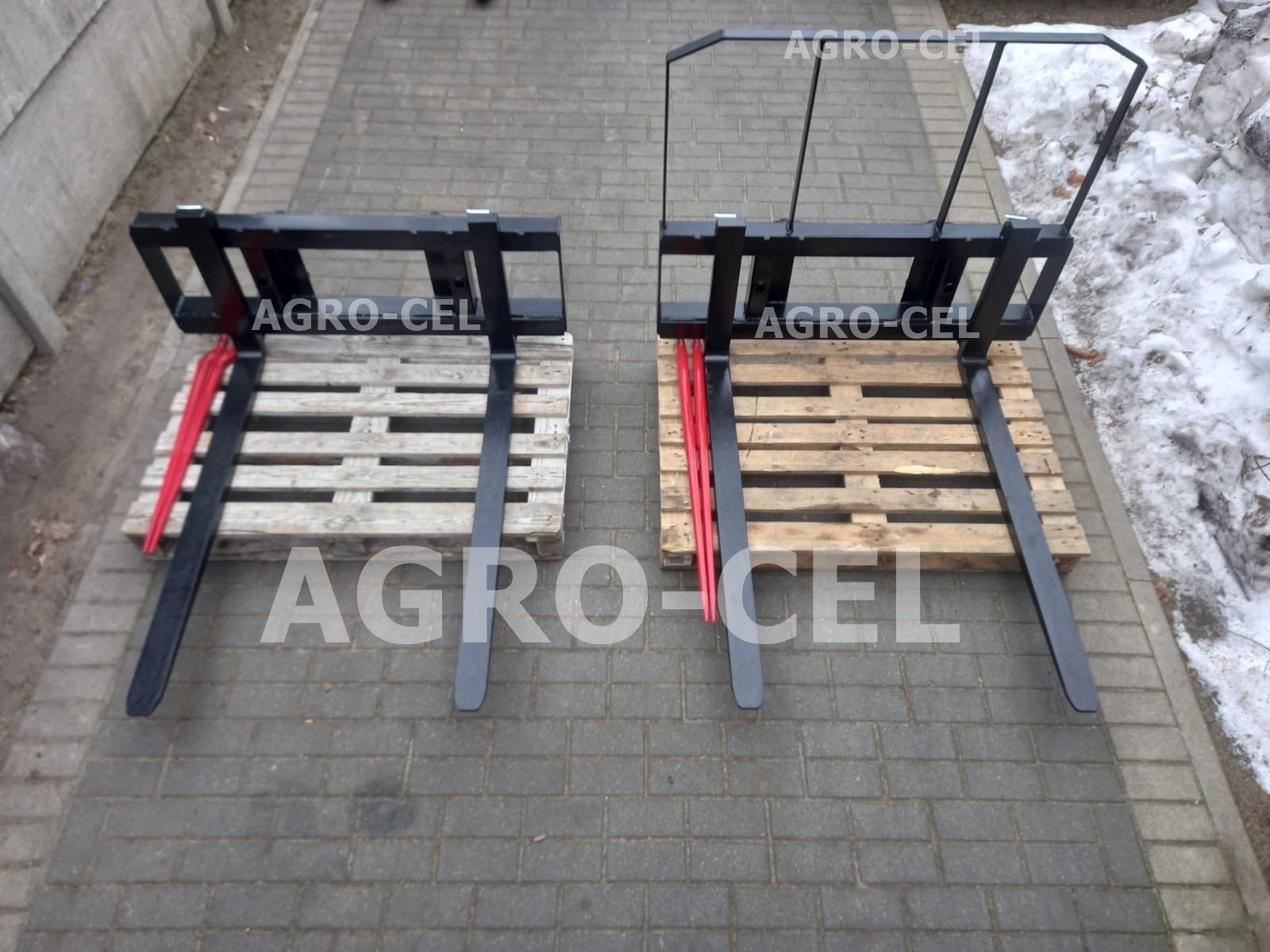 Palettengabel mit Avant MultiOne Aufnahme 2