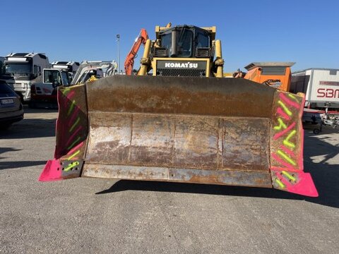 Komatsu D65 EX-15 Raupe 2