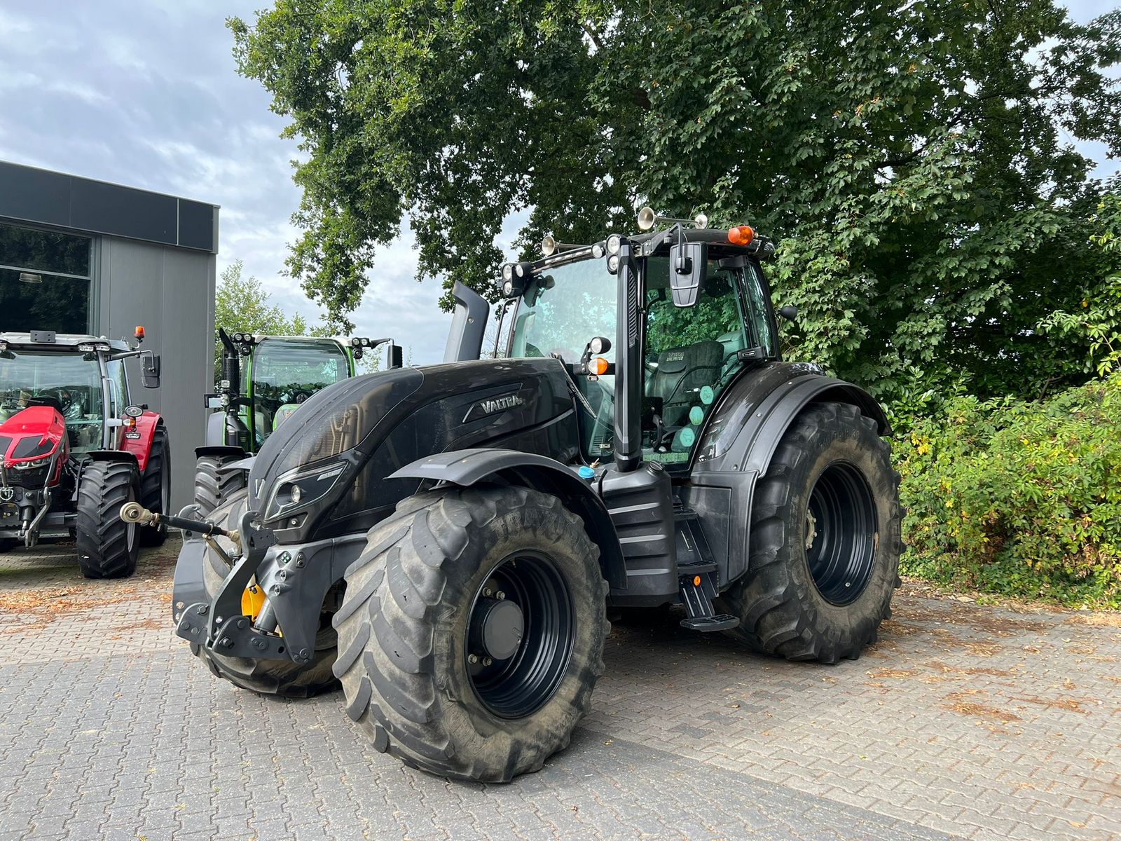 Valtra T174 Versu 1