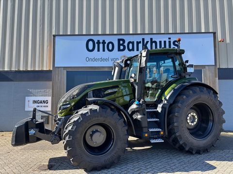 Valtra Q225