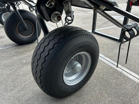 8594-2faa6658ae275e7334f56c928f9703e7-5981596