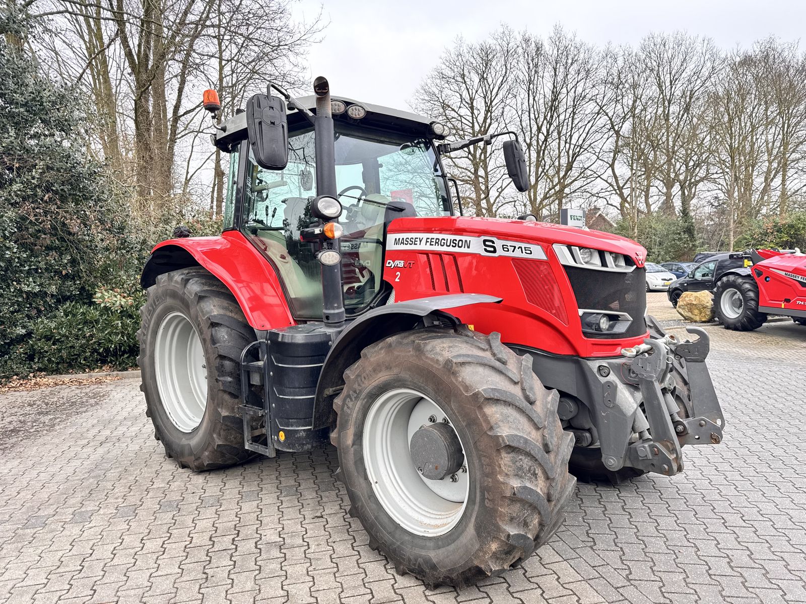 Massey Ferguson 6715 S Dyna-VT 2
