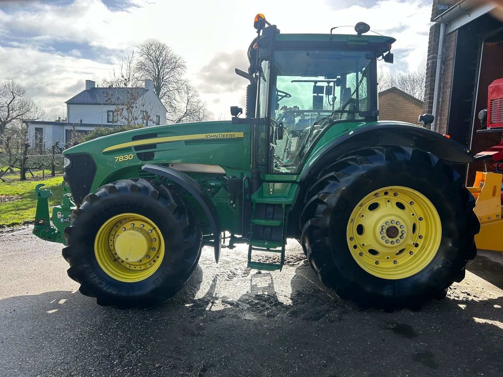 John Deere 7830 3