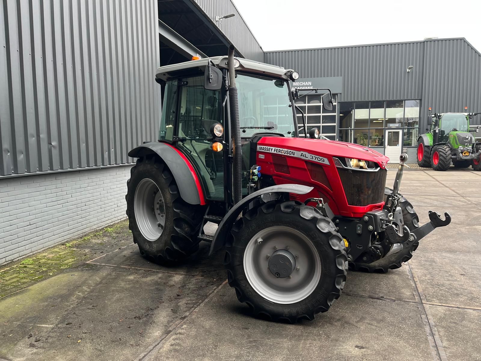 Massey Ferguson 3709 AL Efficient 2