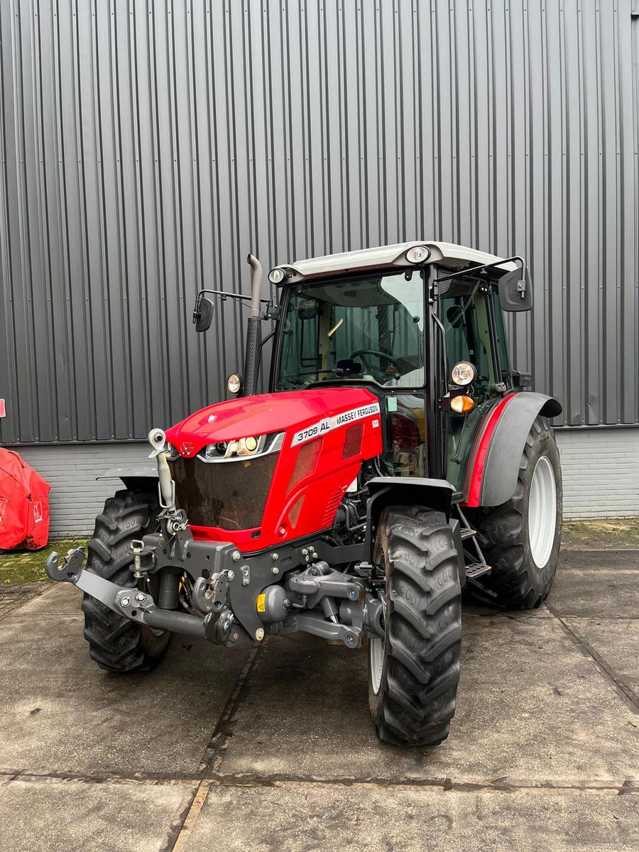 Massey Ferguson 3709 AL Efficient 3