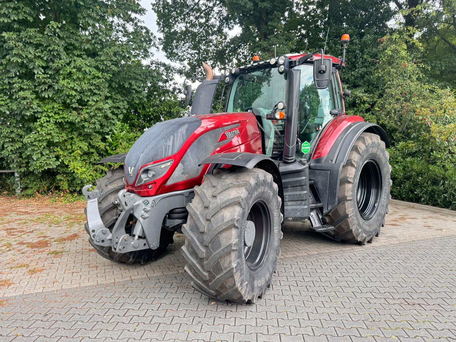 Valtra T234 Direct 1