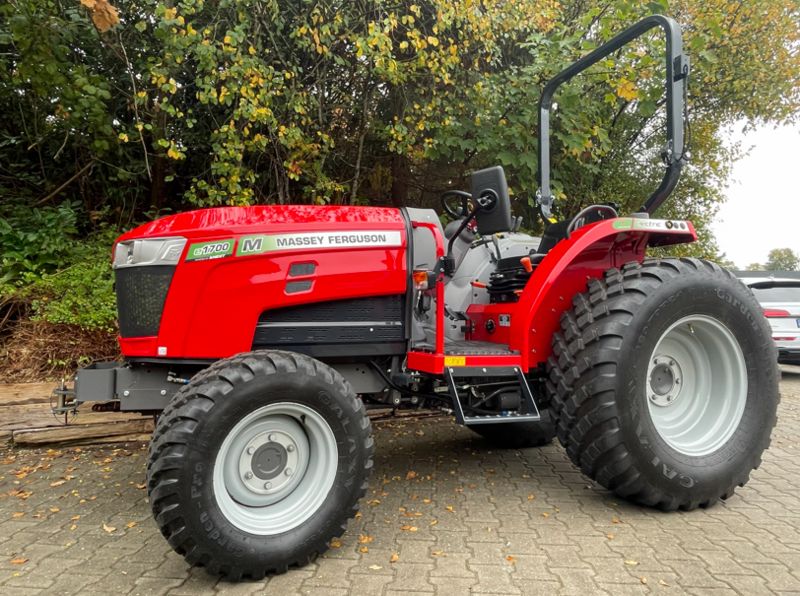 Massey Ferguson e1700 MP 1