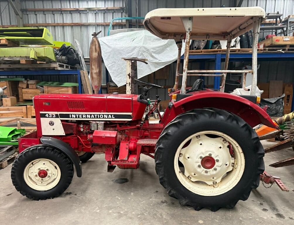 IHC IHC 433 / 3053 original Std., Mähwerk, Erstbesit 2