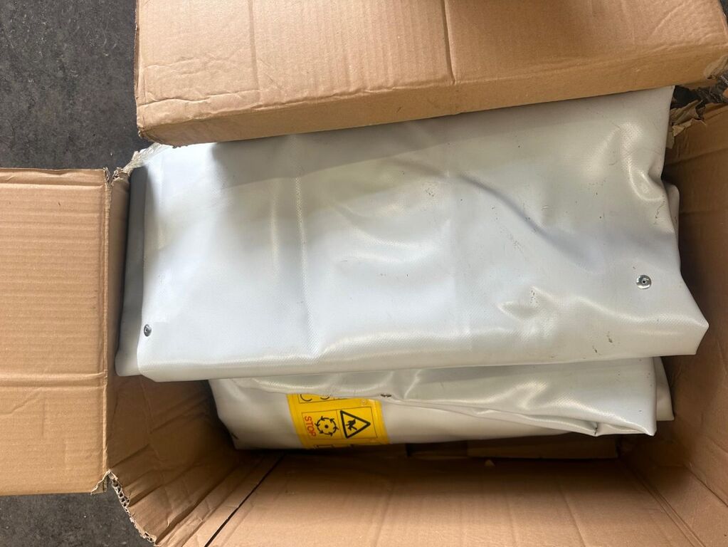 Claas Schutztuch neu für Disco 300 und Disco C 2