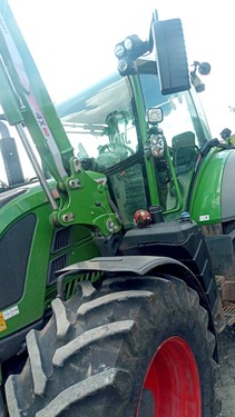 Fendt 516 Profi Plus, Frontlader