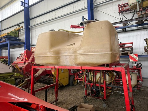 Schmotzer Aufbauspritze für MB Trac / JCB aufgel