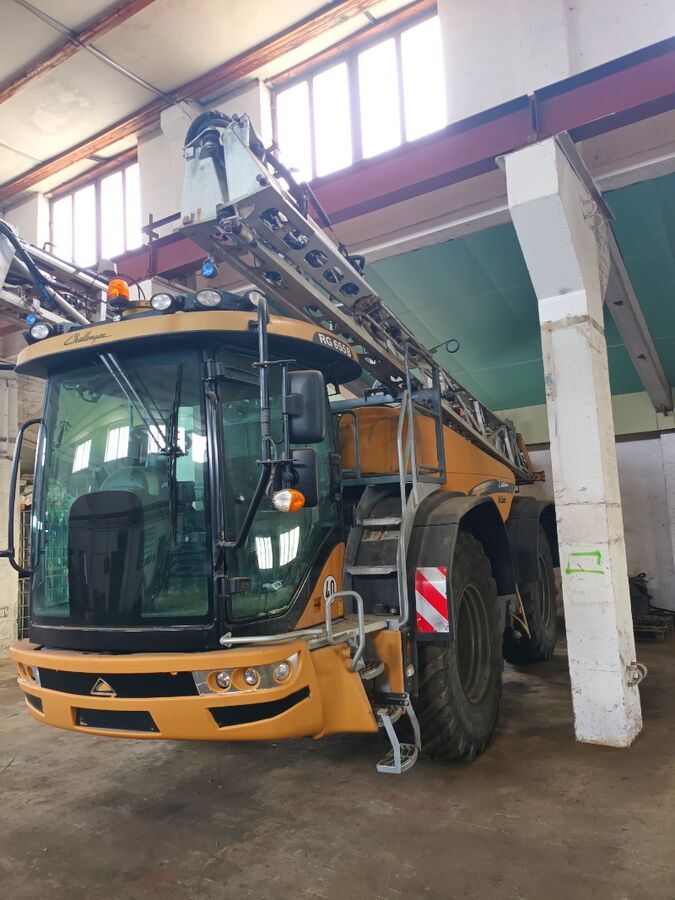Challenger Selbstfahrspritze Challanger Rogator 655B GPS 2