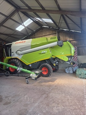 Claas Tucano 430 3D Quantimeter, Getreidemaschin
