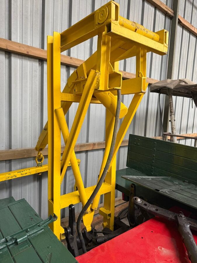 Bottichheber an Unimog U411 und andere Traktoren 1