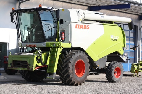 <strong>CLAAS Tucano 430 Get</strong><br />