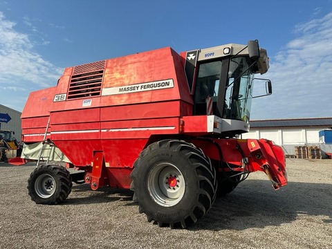 Massey Ferguson Mähdrescher MF 38 Allrad Valmetm