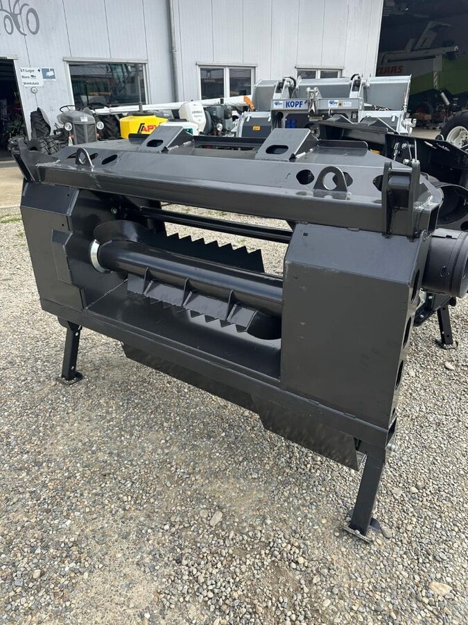 Olimac Claas / Olimac Adapter für Maisplücker und Schne 1