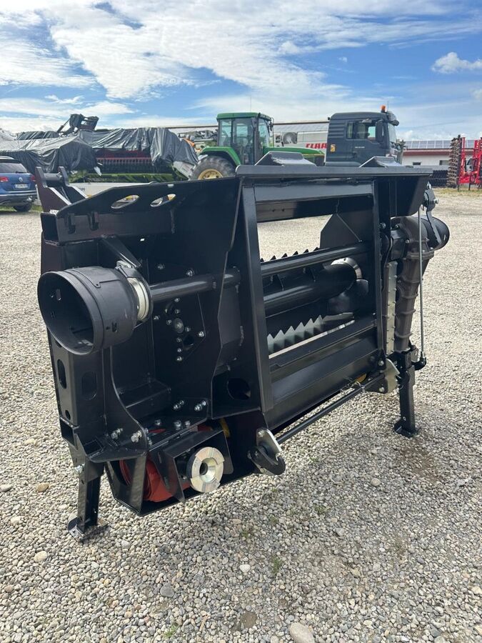 Olimac Claas / Olimac Adapter für Maisplücker und Schne 3