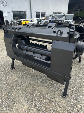 Claas / Olimac Adapter für Maisplücker und Schne